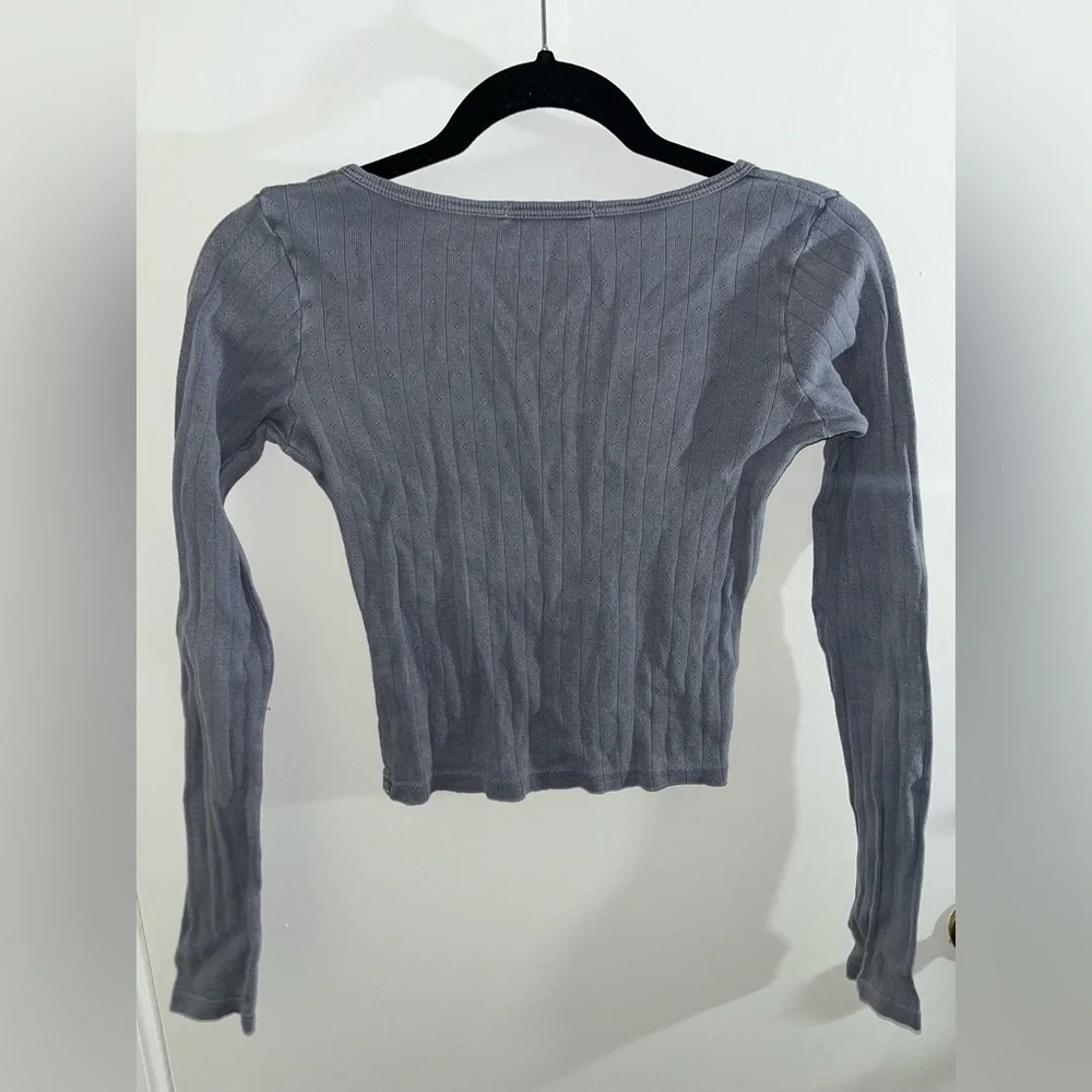 Brandy Melville Slate Blue Zelly Long Sleeve Crop - Picture 6 of 8